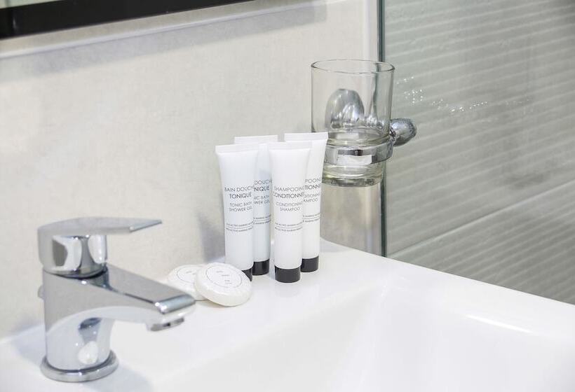 فندق Saranda Palace