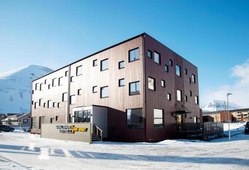 Svalbard Hotell | The Vault