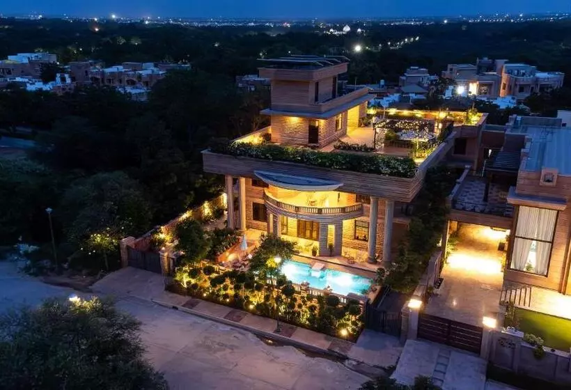 تختخواب و صبحانه The Almond Tree