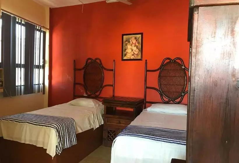 Hotelli Estrella Del Mar