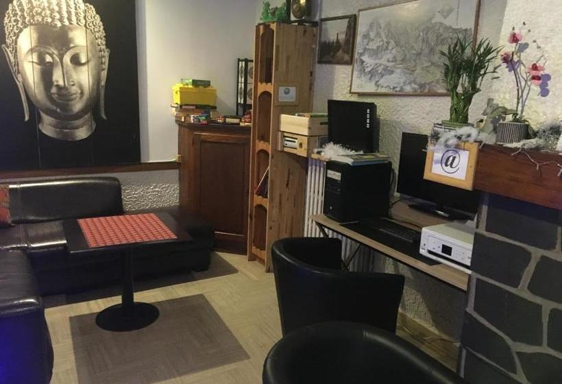 בית מלון כפרי La Chaumiere