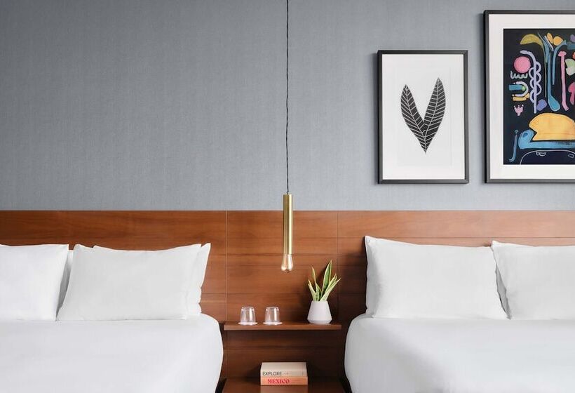 בית מלון כפרי Marquee Playa