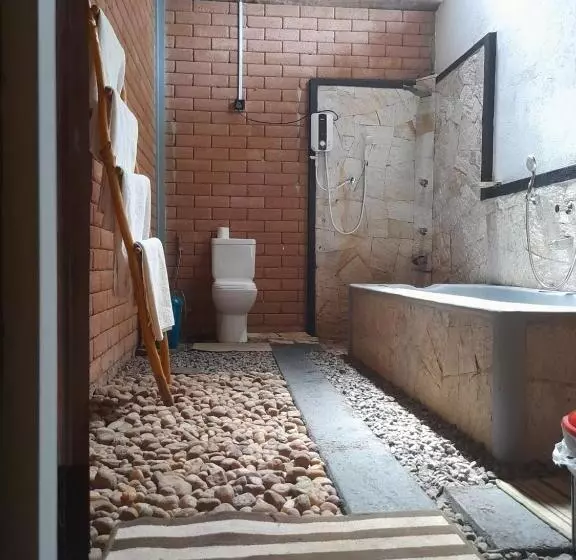 ホテル Sandalwood Cottage