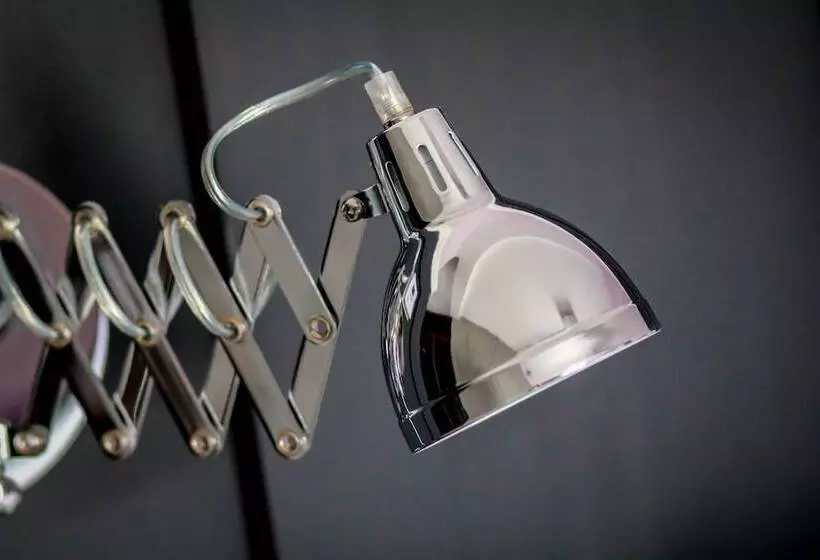 Hotelli The Little George