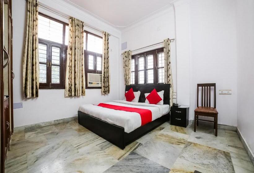 Fotos del hotel Oyo 132 Hotel Royal T:  12