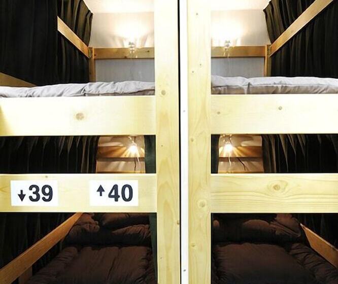 Seacret Base Ebisutei Souzou With Sake Bar   Hostel