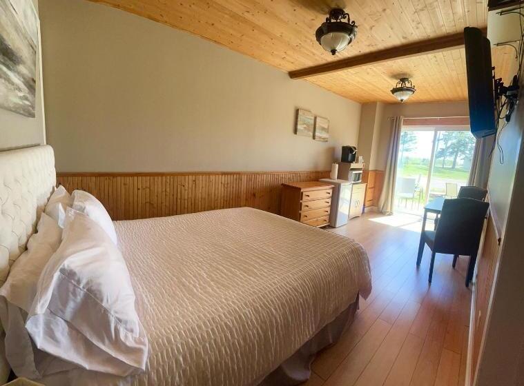 تختخواب و صبحانه Alma Shore Lane Suites & Cottages