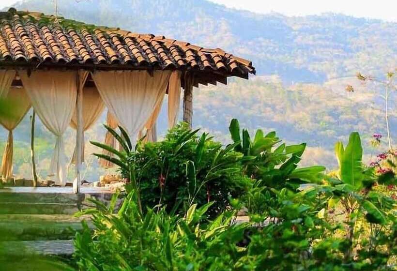 تختخواب و صبحانه Hacienda San Lucas