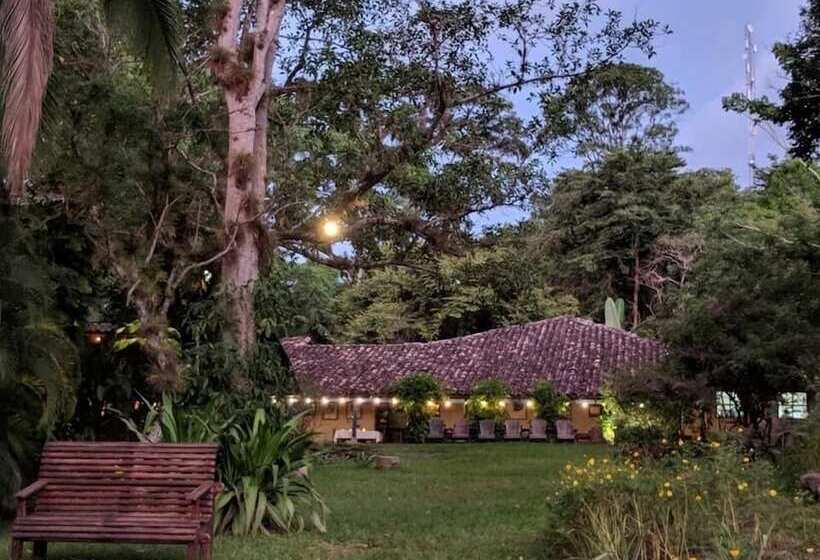 تختخواب و صبحانه Hacienda San Lucas