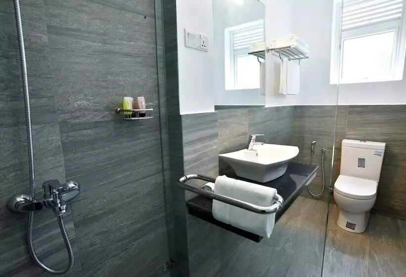 تختخواب و صبحانه Kmc Villa