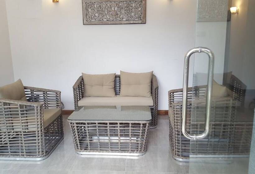 Bed and Breakfast Kmc Villa