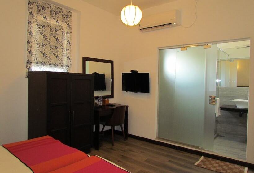 Bed and Breakfast Kmc Villa