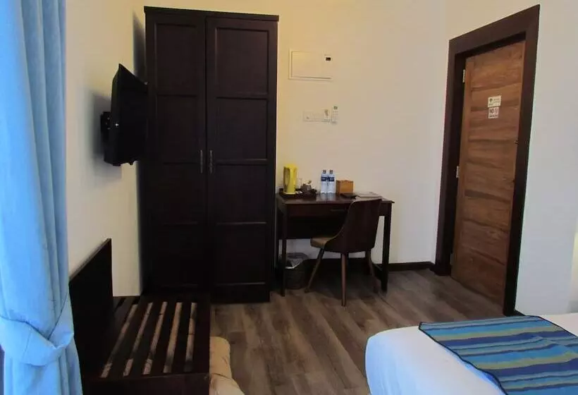 تختخواب و صبحانه Kmc Villa