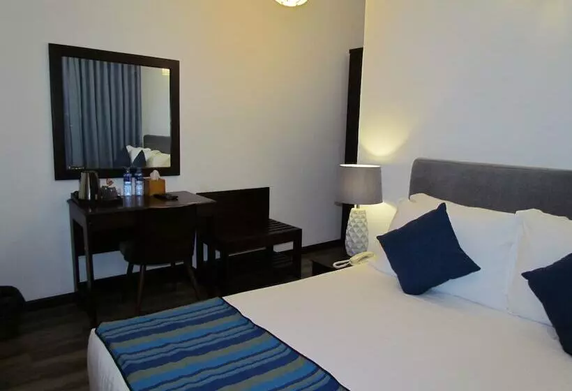 تختخواب و صبحانه Kmc Villa