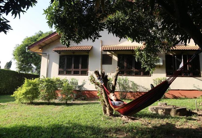 Bed and Breakfast Logess Estates Guesthouse