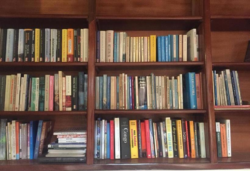 Bed and Breakfast Logess Estates Guesthouse