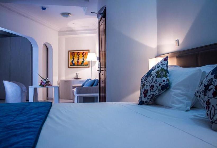 Conciergerie Hotel White House