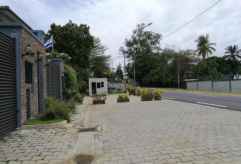 Conciergerie Hotel White House