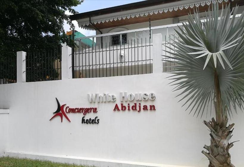 Conciergerie Hotel White House