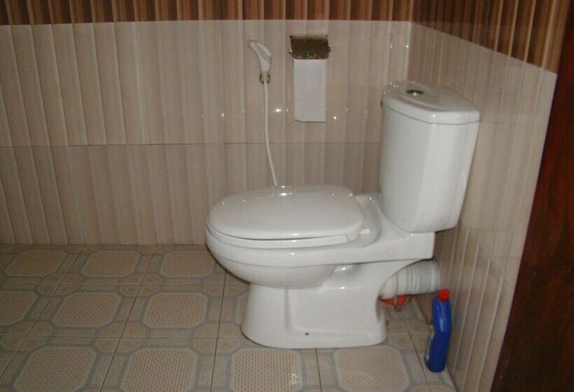 בית מלון כפרי Bentota Dilu Villa