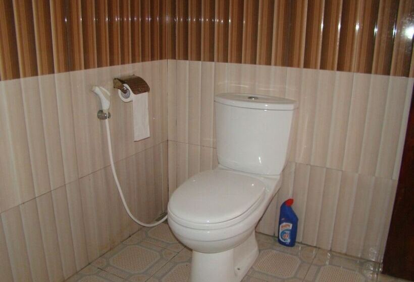 בית מלון כפרי Bentota Dilu Villa