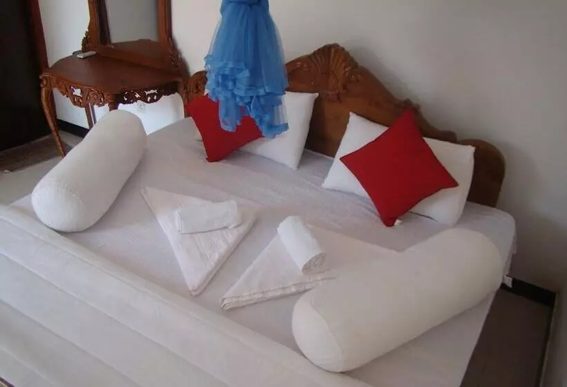 ホテル Bentota Dilu Villa