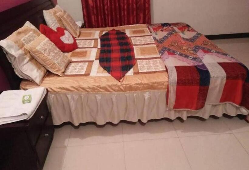 هتل Couples Friendly Guest House Karachi