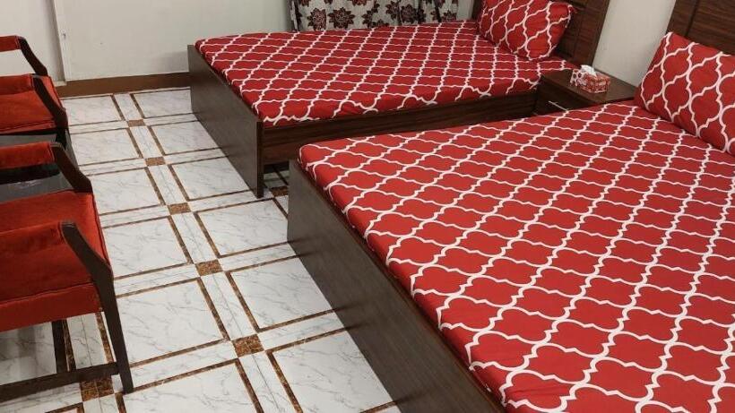 هتل Couples Friendly Guest House Karachi