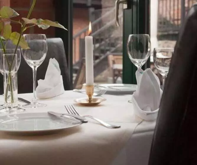 Hotelli Der Seehof Rheinsberg