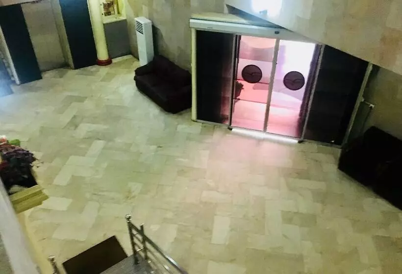 Duoban Hotel & Suite