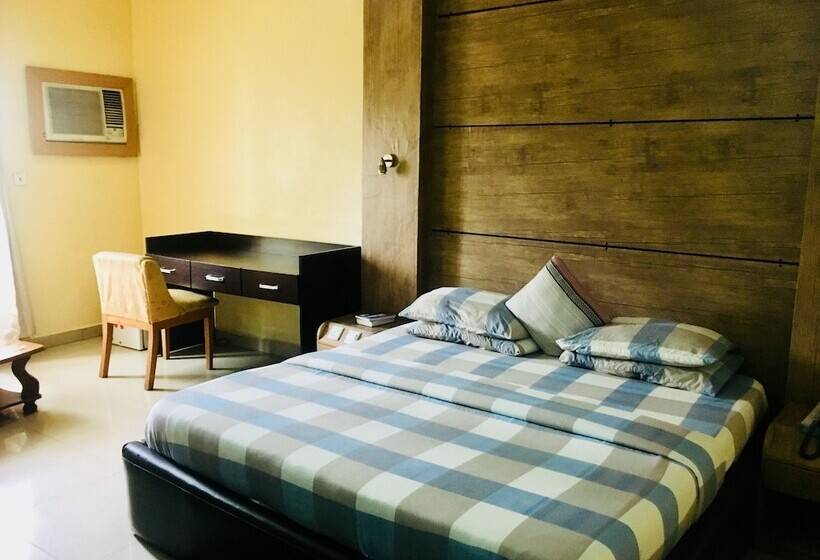 Duoban Hotel & Suite