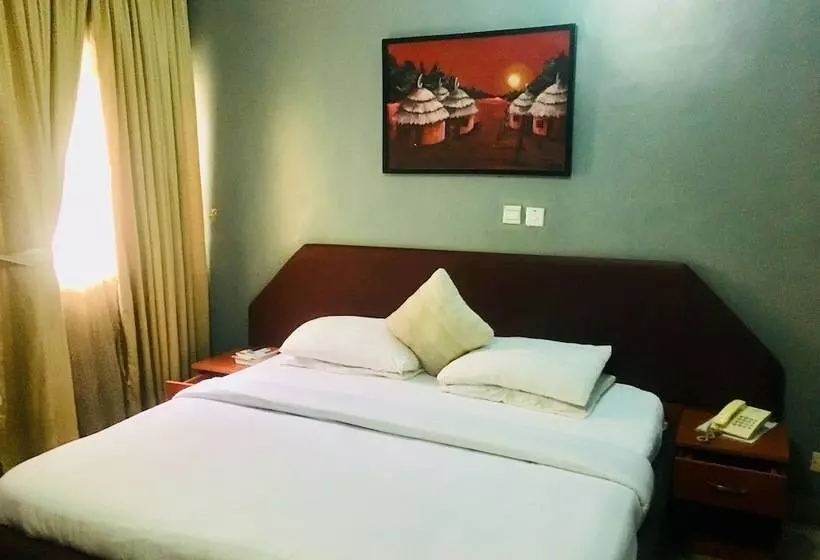 Duoban Hotel & Suite