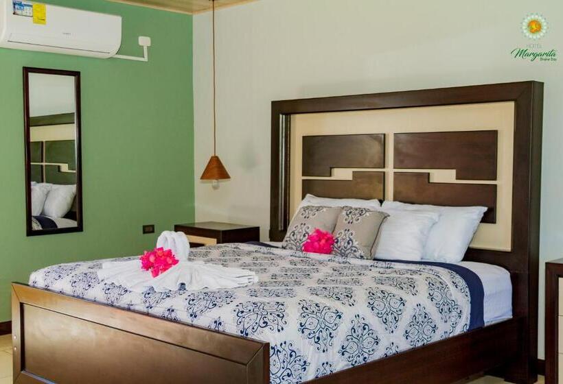 호텔 Margarita And Tour Operator Drake Bay