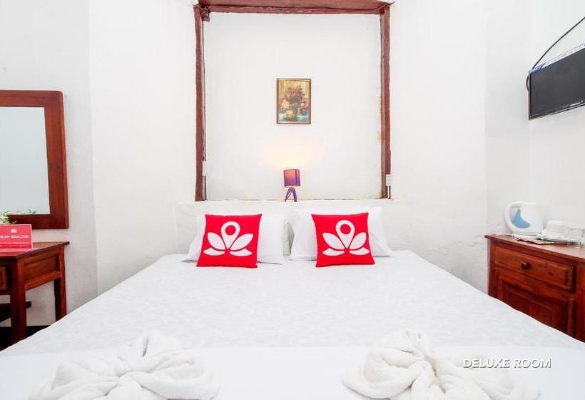 ホテル Zen Rooms Calle Crisologo Vigan