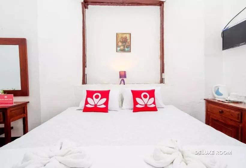 Hotelli Zen Rooms Calle Crisologo Vigan