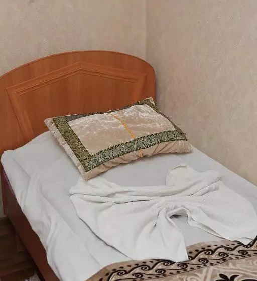 هتل Zheenkan 1