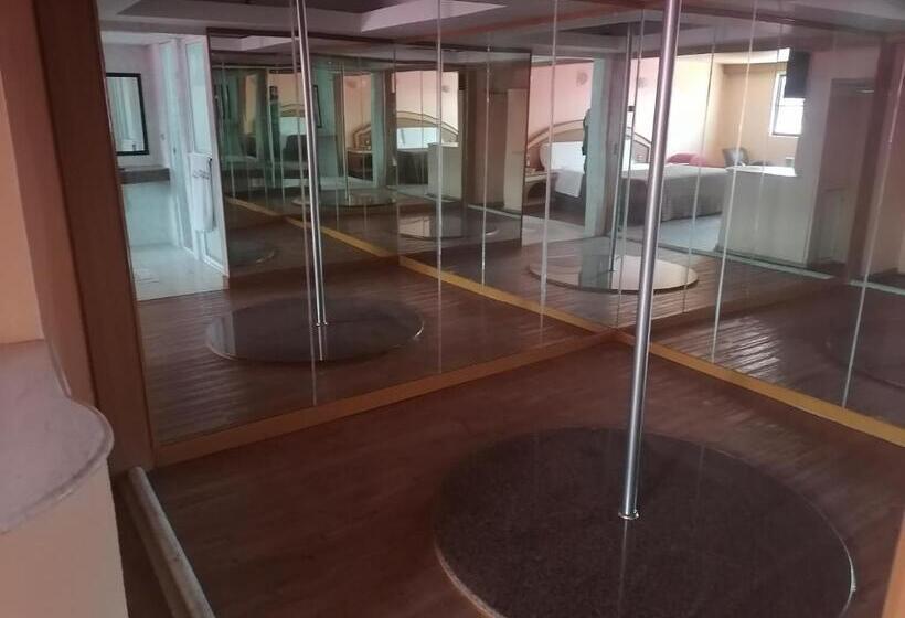 Szálloda Puerta Del Sol