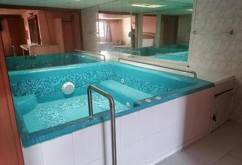 Szálloda Puerta Del Sol