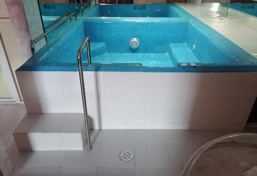 Szálloda Puerta Del Sol