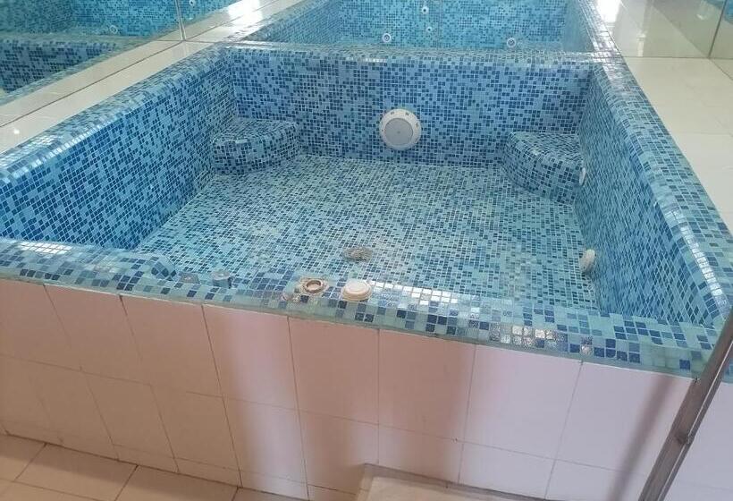 Szálloda Puerta Del Sol