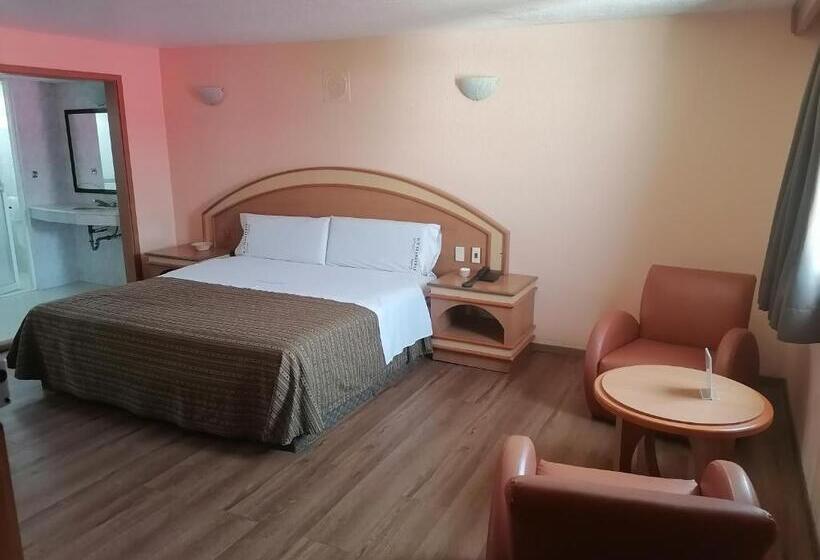 Szálloda Puerta Del Sol