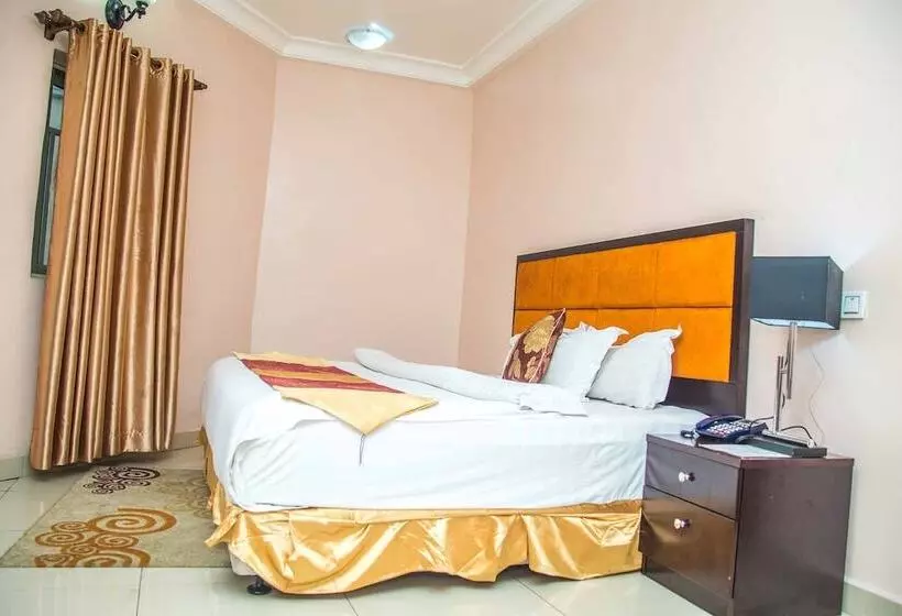 Royal Crest Hotel & Suites