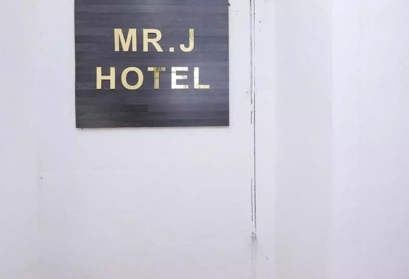 ホテル Mr J Kota Bharu