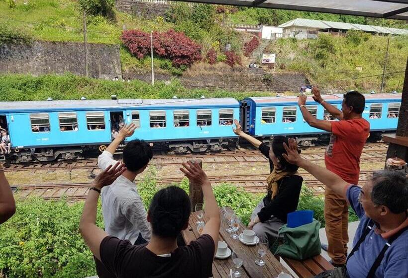 Railway Lodge Hostel