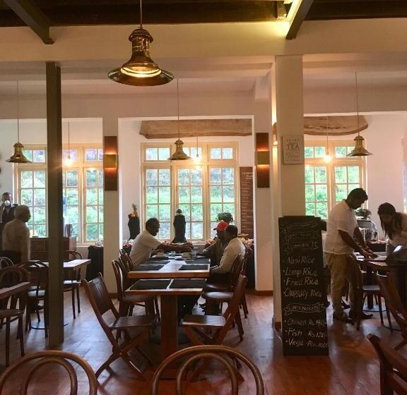 Railway Lodge Hostel