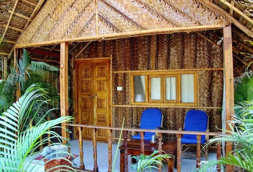 Resort Cinnamon