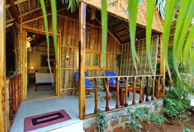 Resort Cinnamon