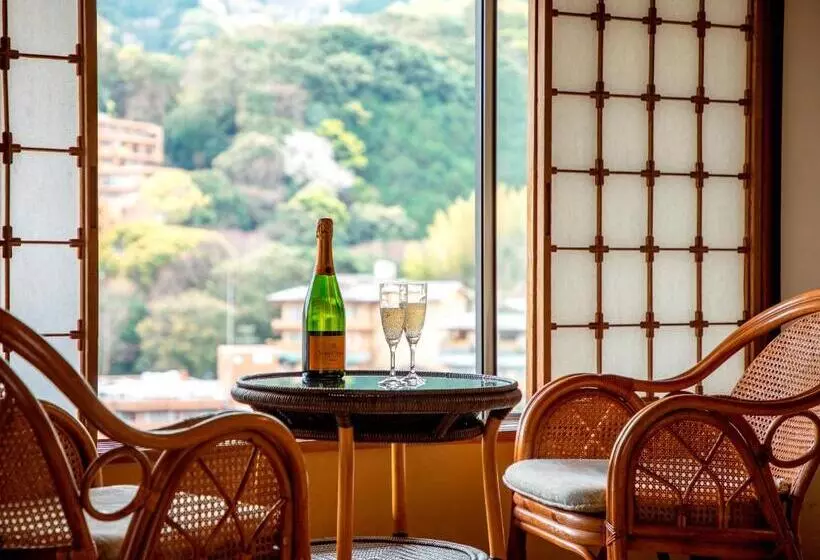 Ryokan Wakamatsu Hakoneyugawara