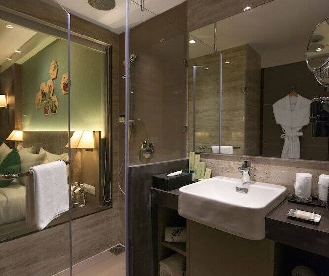 Hotel The Fern, Vadodara