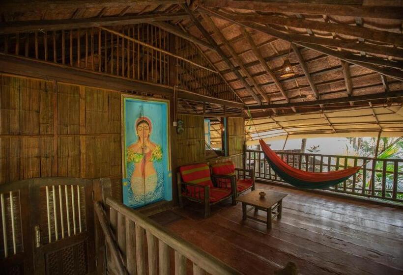 ホテル Bhakti Kutir